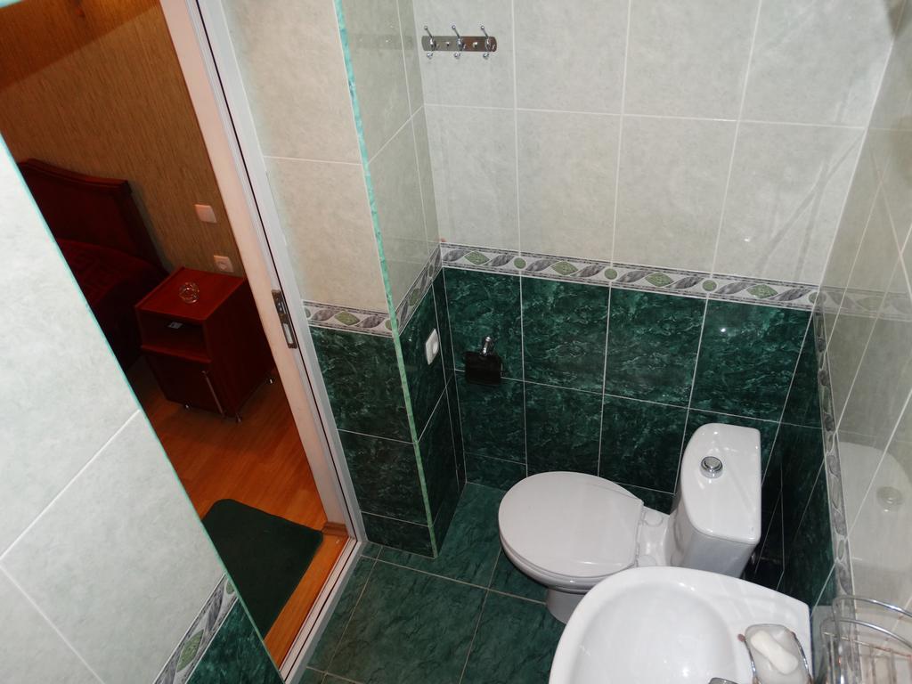 Hotel Sano Kutaissi Zimmer foto