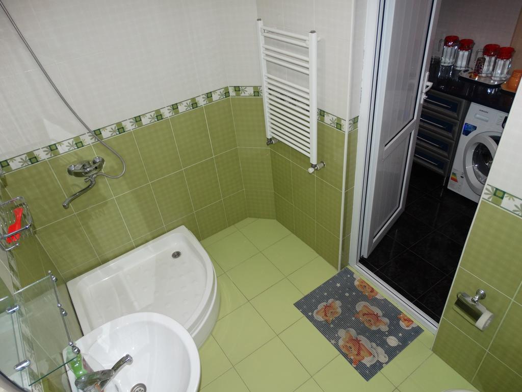 Hotel Sano Kutaissi Zimmer foto