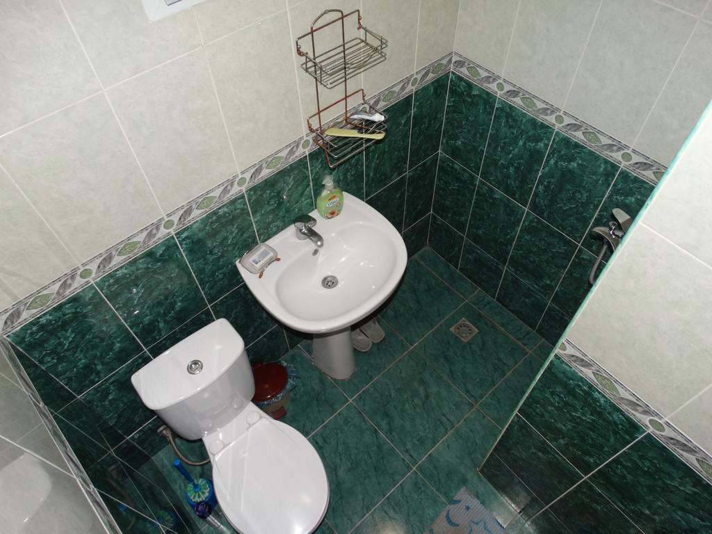 Hotel Sano Kutaissi Zimmer foto